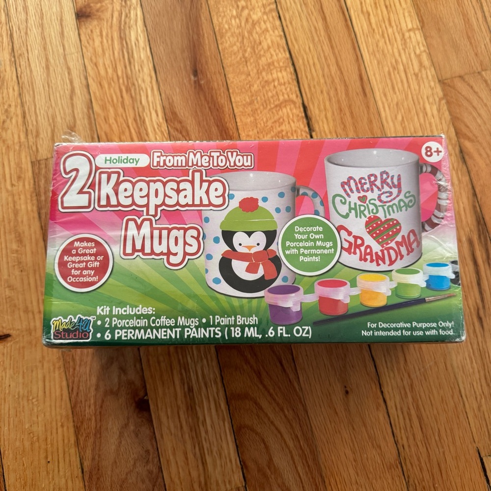 Made4U Studio Holiday Keepsake Mug Set Paint Kit